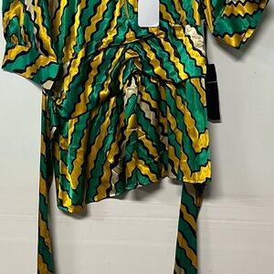 Vertigo size XL Vibrant Green and Yellow Women's Top